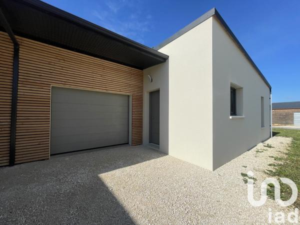 Maison 4 pièces de 56 m² à Salignac-Eyvigues (24590)