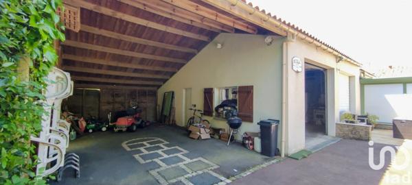 Maison à vendre 6 pièces 182 m² Essarts-en-Bocage