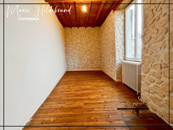 Maison en pierre familiale de 165m² - jardin de 1600m² - 4 chambres