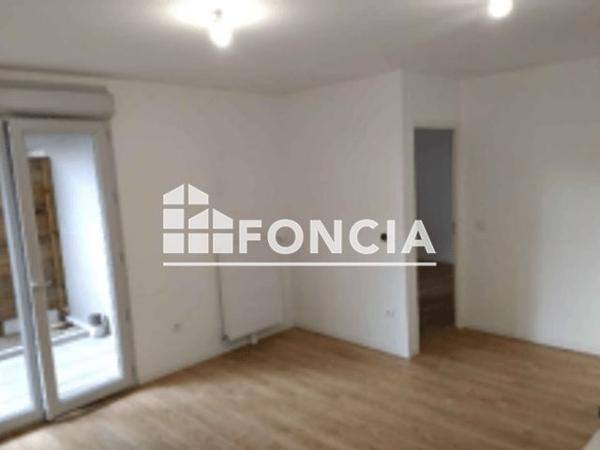 Location Appartement 2 pièces 41.35 m² - 2 RUE DE LA GARE/170 RUE ABEL GUYET Plaisir 78370