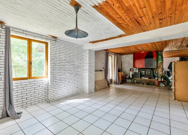 Maison à vendre    7 pièces • 215 m2 Neuville-sur-Saône