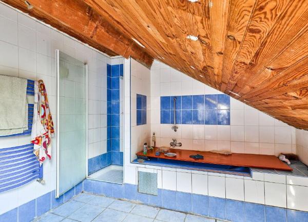 Maison à vendre    7 pièces • 215 m2 Neuville-sur-Saône