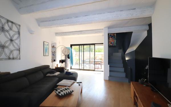 Maison à vendre    3 pièces • 100 m2 Roquevaire