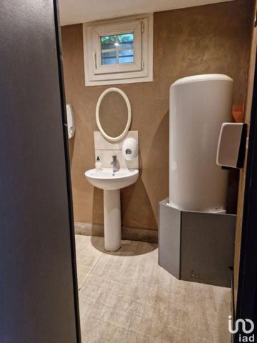 Fast food for sale 110 m² Lisieux