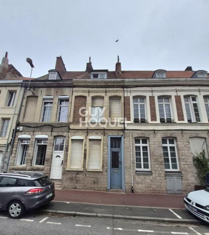 Immeuble à vendre de 121.71 m²