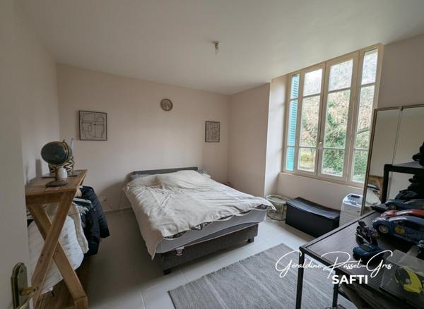 Ensemble immobilier avec un beau potentiel