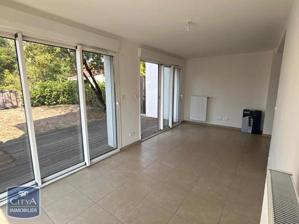 Maison à louer 5 pièces 97.32m² Mérignac (33700)