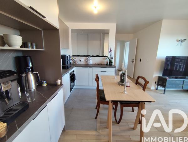 Appartement à vendre 2 pièces 50 m² Courbevoie