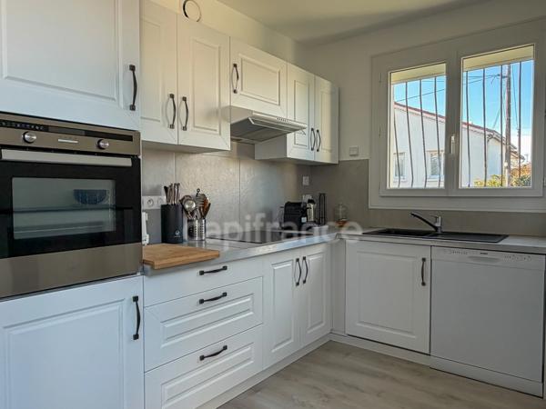 Maison à vendre 4 pièces ROYAN (17) - Piscine chauffée - Terrain de 375m²