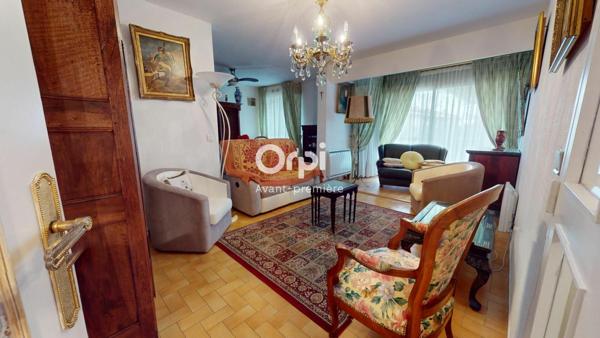 Appartement à vendre    5 pièces • 109,78 m2 Montpellier