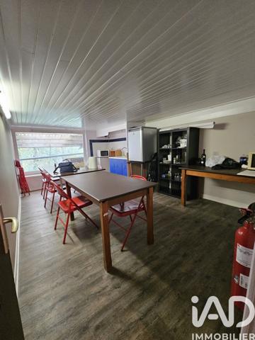 Immeuble à vendre 880 m² Le Perray-en-Yvelines