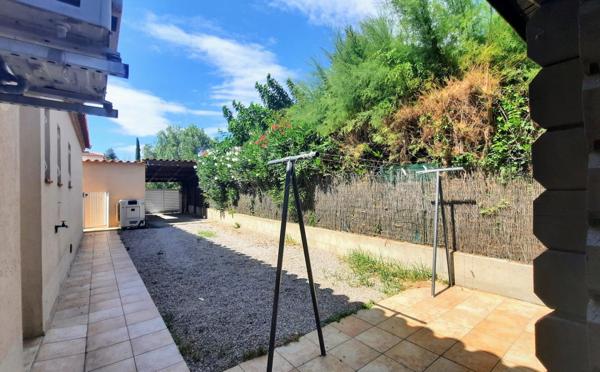 Villa 4 faces de plain-pied avec piscine chauffée