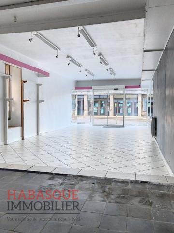 Local commercial Landivisiau 84 m2 , Landivisiau