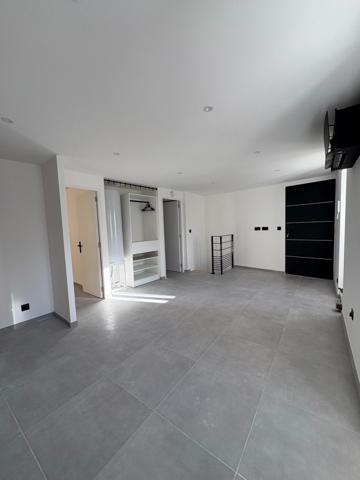 APPARTEMENT NEUF AU REZ-DE-CHAUSSEE