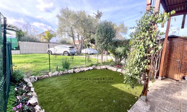 Juan les Pins (06160) JUAN LES PINS 2 PIECES REZ DE JARDIN 2 PARKINGS