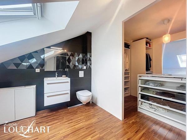 MAGNIFIQUE MAISON FAMILIALE 5 CHAMBRES AVEC GRAND JARDIN