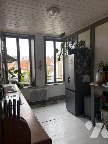 BOULOGNE SUR MER A VENDRE MAISON MITOYENNE AVEC JARDIN ET GARAGE (Très rare en ville)
