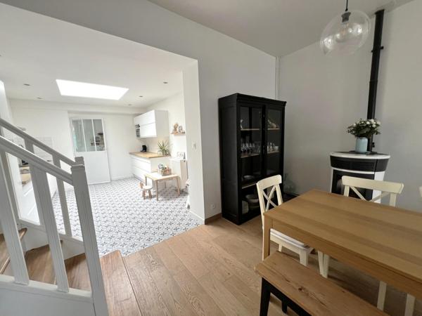 Maison à LINSELLES, 59126 - 5 pièces 112m²