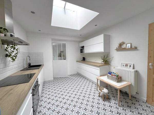 Maison à LINSELLES, 59126 - 5 pièces 112m²