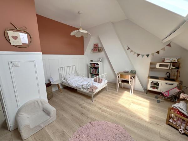 Maison à LINSELLES, 59126 - 5 pièces 112m²