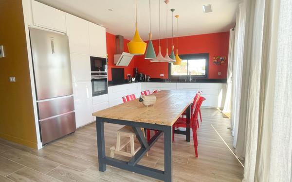 Maison à vendre    5 pièces • 162 m2 Castanet-Tolosan