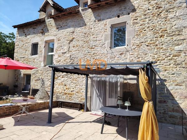 Maison en pierres rénovée et sans vis à vis