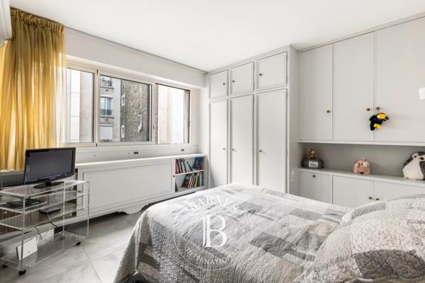 Paris 19ème, Appartement 3 Chambres -  129 m² à vendre