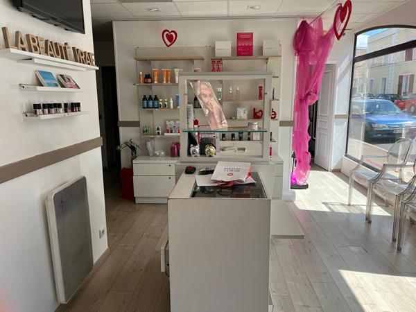 Local d'activité Montgeron 6 pièce(s) 69 m2