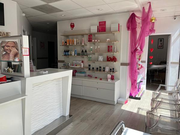 Local d'activité Montgeron 6 pièce(s) 69 m2