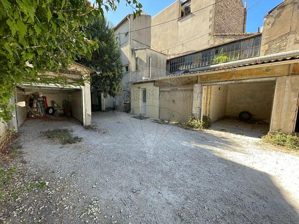 Immeuble 2 chambre(s) à vendre - Nîmes, Gard - 30