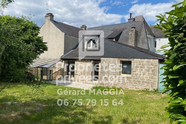 Questembert  Maison de ville  11 pièce(s) 220 m2