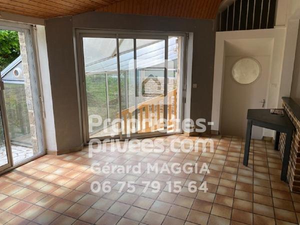 Questembert  Maison de ville  11 pièce(s) 220 m2