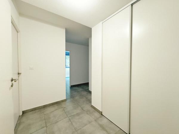 Appartement T3 récent avec terrasse et double parking – Résidence Al Thau (livrée en 2023)