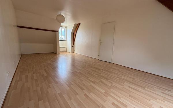 Maison à vendre    7 pièces •  Saint-Denis-en-Val