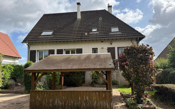 Maison à vendre    7 pièces •  Saint-Denis-en-Val
