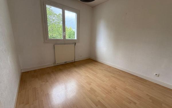 Maison à vendre    7 pièces •  Saint-Denis-en-Val