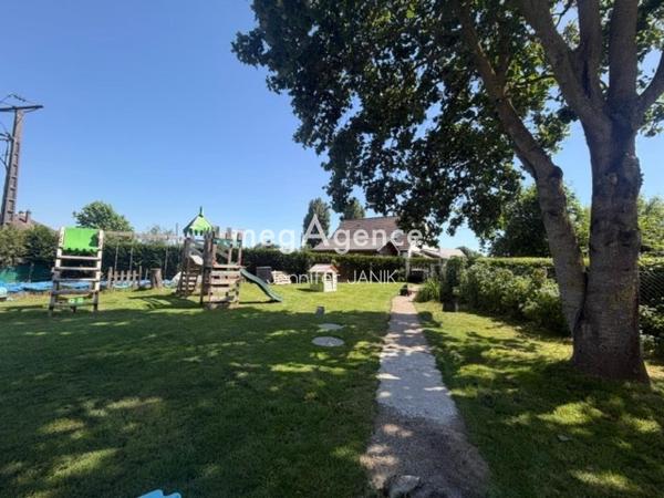 Maison à Saint-Just-en-Chaussée, 60130 - 8 pièces 160m²