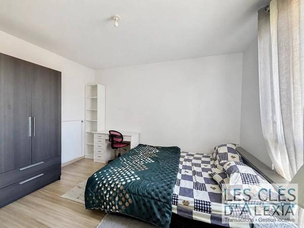Lyon 7 - T2  de 42 m² avec balcon et garage