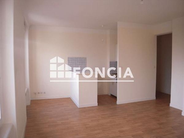 Location Studio 34 m² - 2 RUE COLBERT Brest 29200