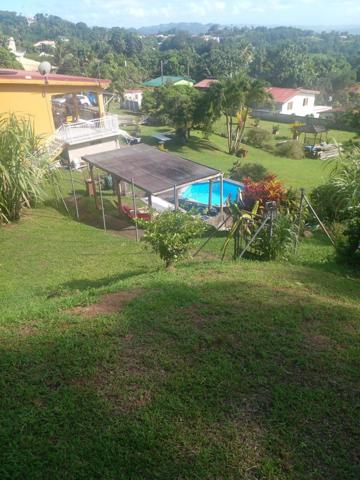 Urgent à vendre terrain de 884 m² à 100Ke