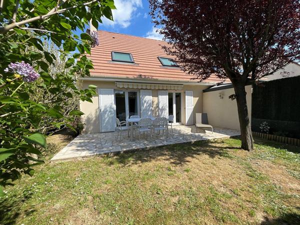 Maison Chevry Cossigny 5 pièce(s) 77.9 m2