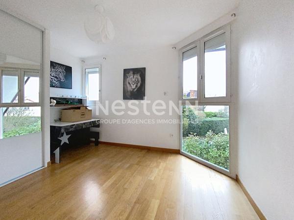 A VENDRE - MONTIGNY LE BRETONNEUX