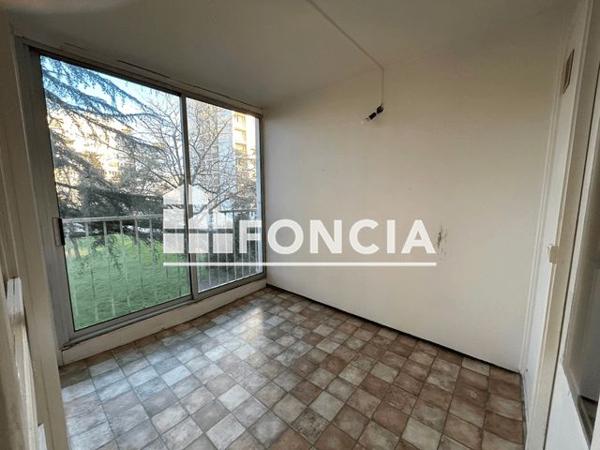 Location Appartement 3 pièces 81.61 m² - 16 AU 20 BIS ALLEE DU PARC Poitiers 86000