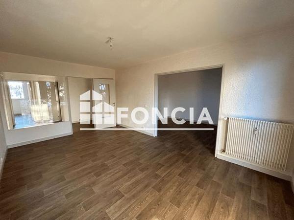 Location Appartement 3 pièces 81.61 m² - 16 AU 20 BIS ALLEE DU PARC Poitiers 86000