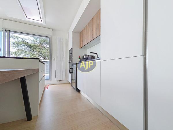 Appartement à vendre Nantes - 3 pièces, 62m² avec 2 chambre(s) à 336 000€ - AJP Immobilier Nantes Sud