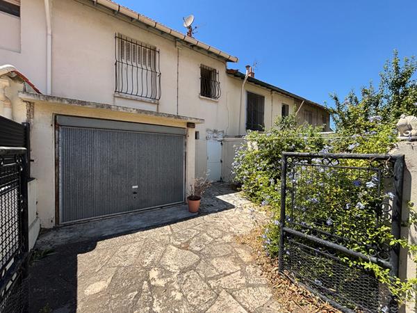 Maison à vendre avec jardin et garage fermé Secteur La Delorme 13015 Marseille