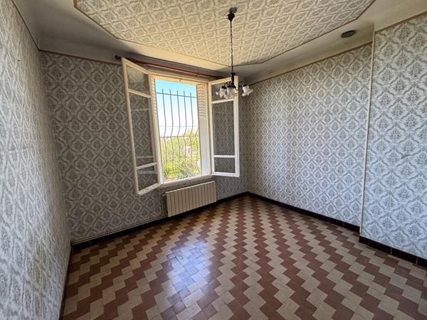 Maison à vendre avec jardin et garage fermé Secteur La Delorme 13015 Marseille