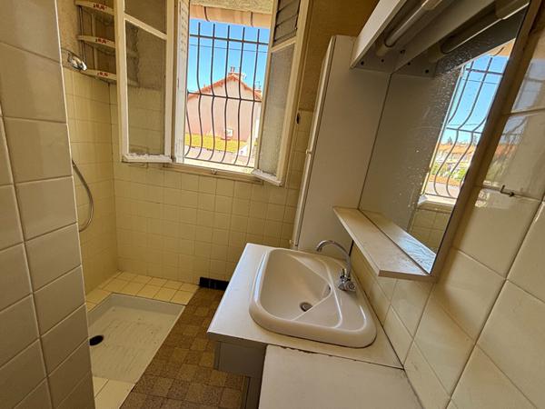 Maison à vendre avec jardin et garage fermé Secteur La Delorme 13015 Marseille