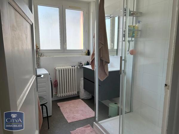 Appartement à louer 3 pièces 64.67m² Saint-Nazaire (44600)