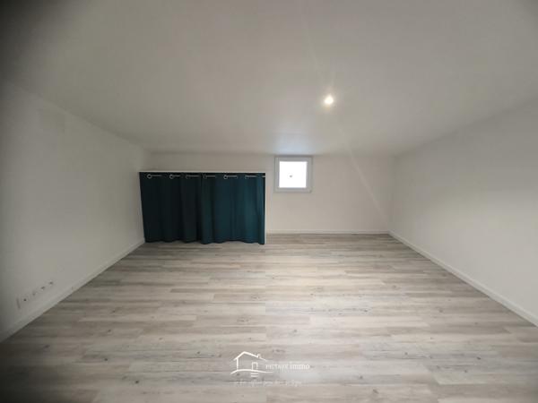 CHARMANTE MAISON T4 ENTIEREMENT RENOVEE Valence-en-poitou (86700)